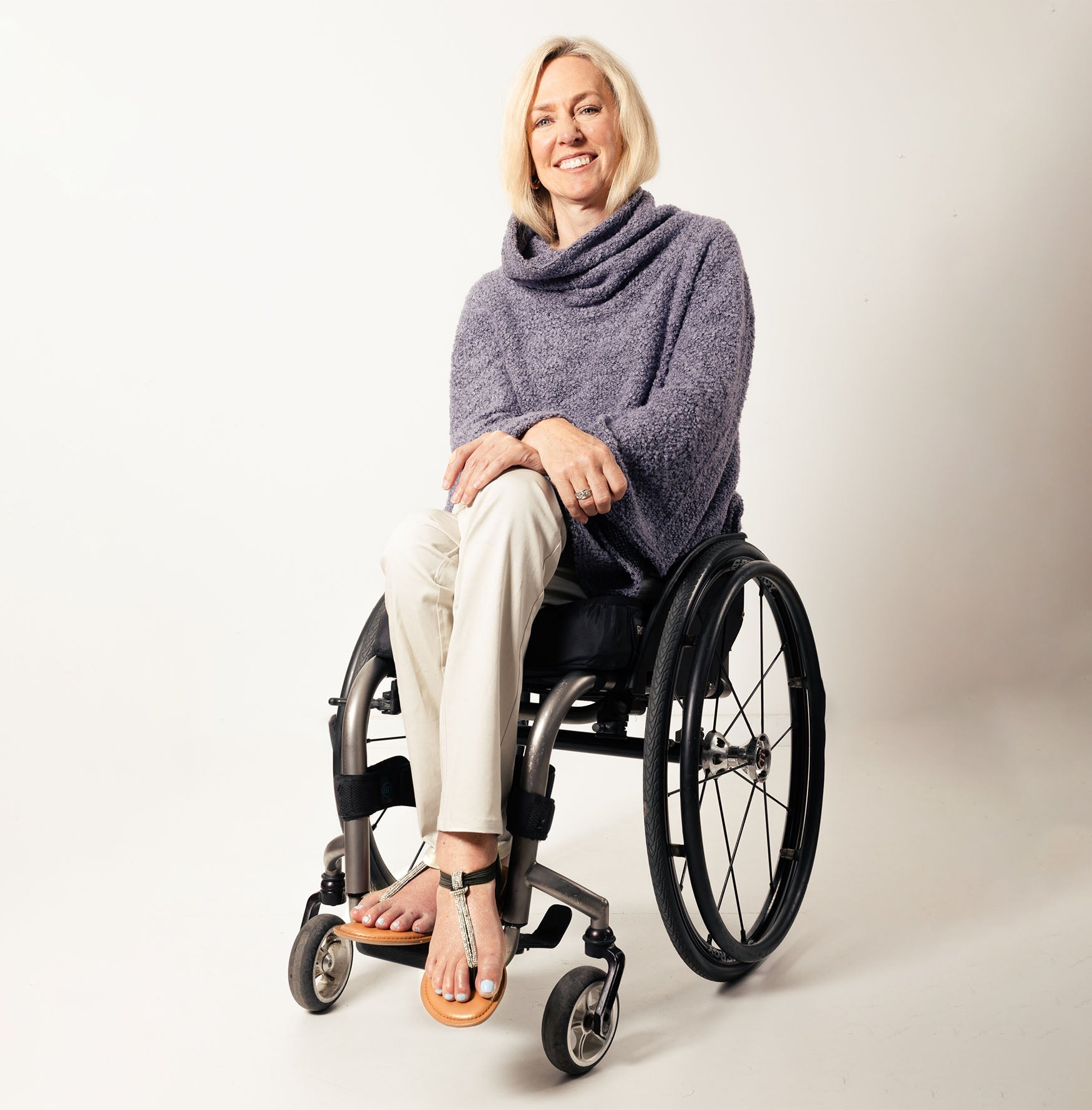 Women's Cowl Neck Boucle Cape in Textured Wool Blend