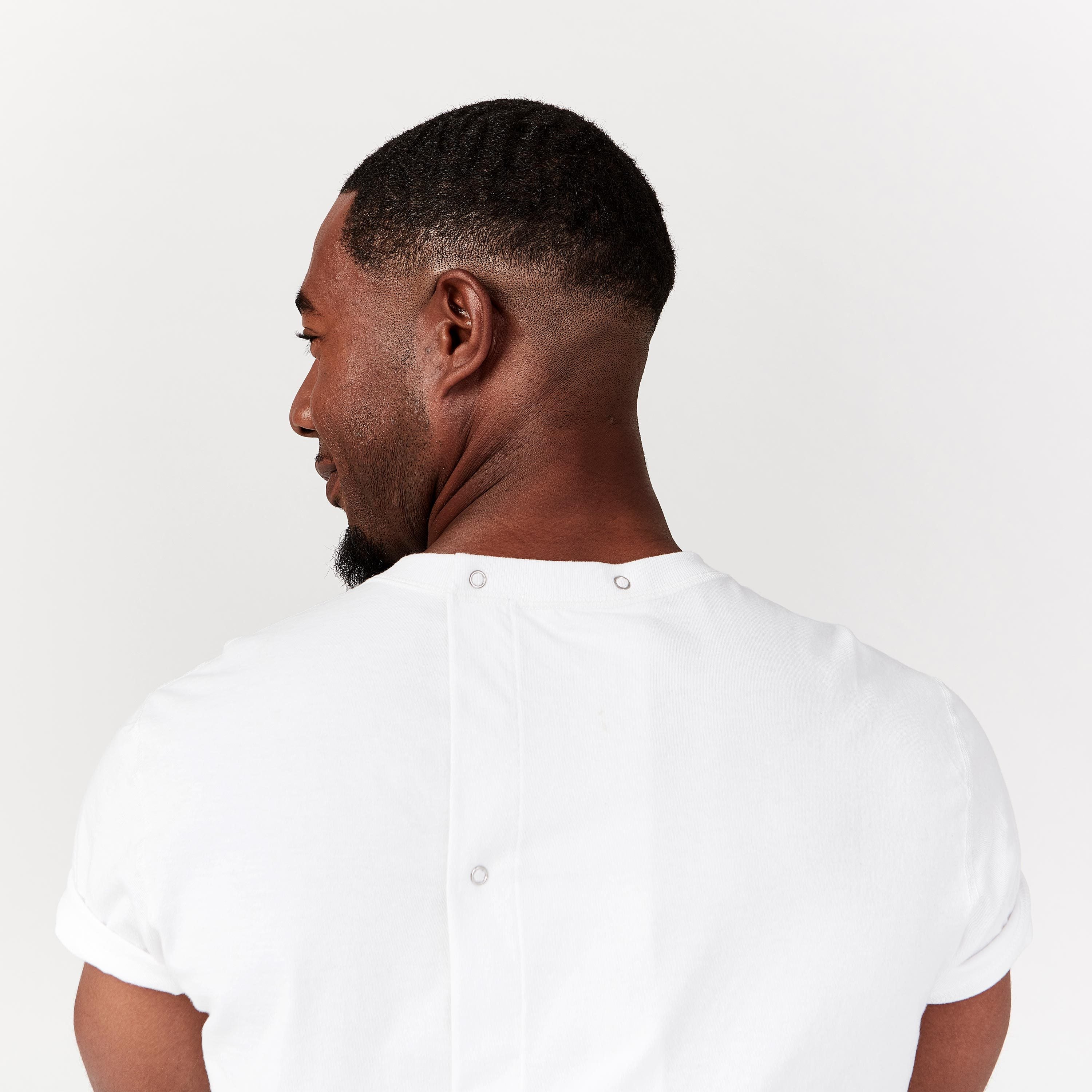 Men's Short Sleeve Open Back Tee | IZ Adaptive