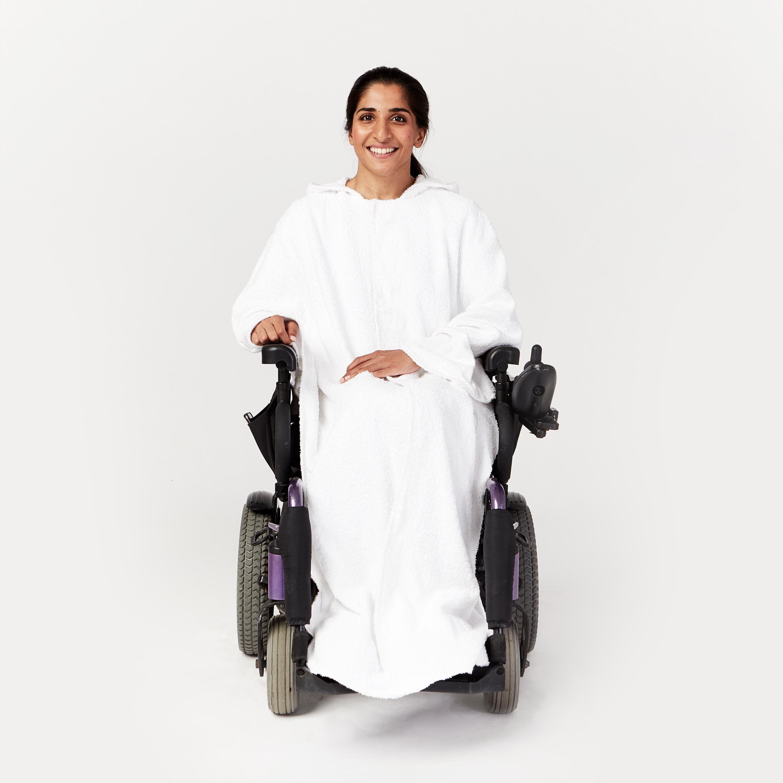 Unisex Classic Seated Bath Cape in 100% Premium Cotton